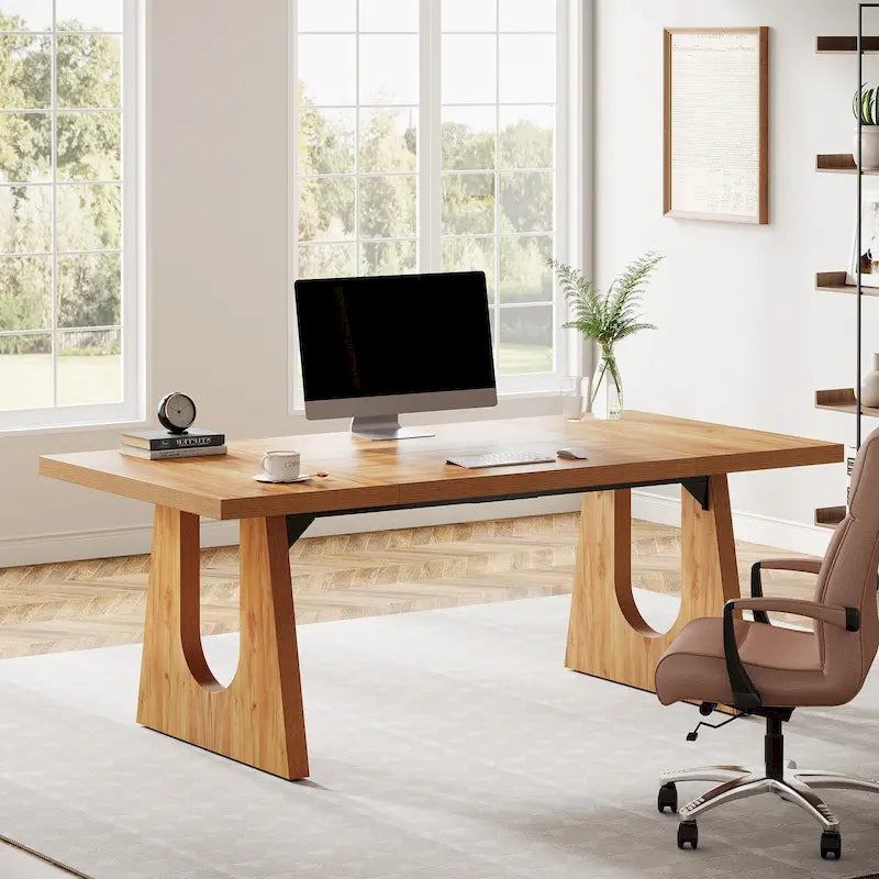 Escritorio de oficina rectangular grande con patas de madera