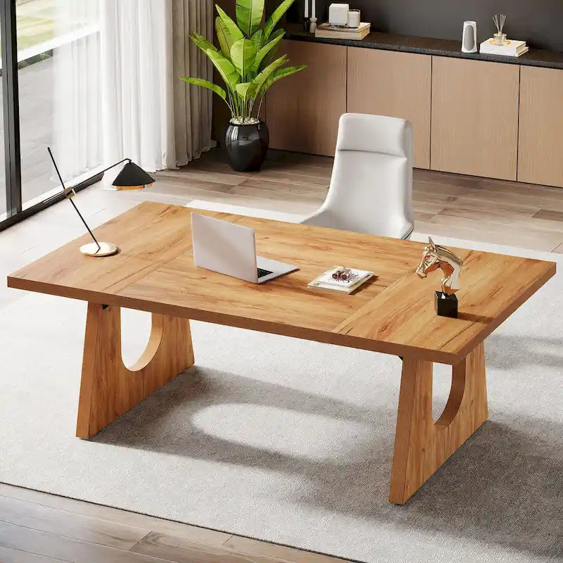 Escritorio de oficina rectangular grande con patas de madera