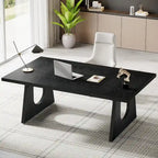 Escritorio de oficina rectangular grande con patas de madera