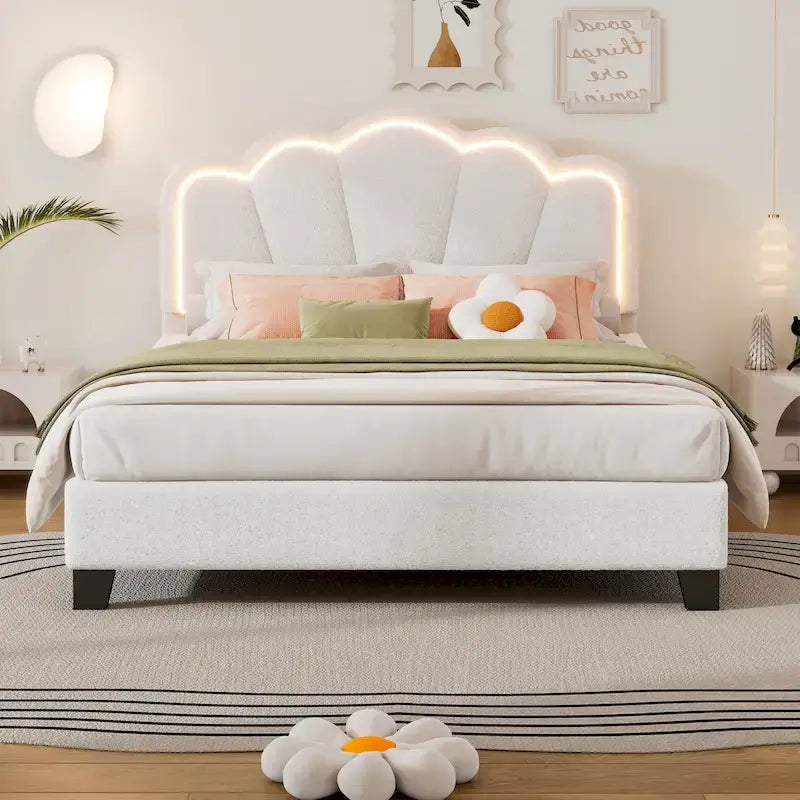 Cama tapizada Sherpa tamaño matrimonial con cabecero floral con LED
