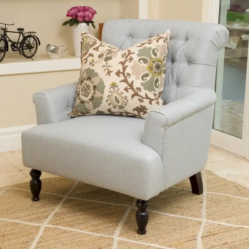 Sillón con mechones y respaldo enrollado