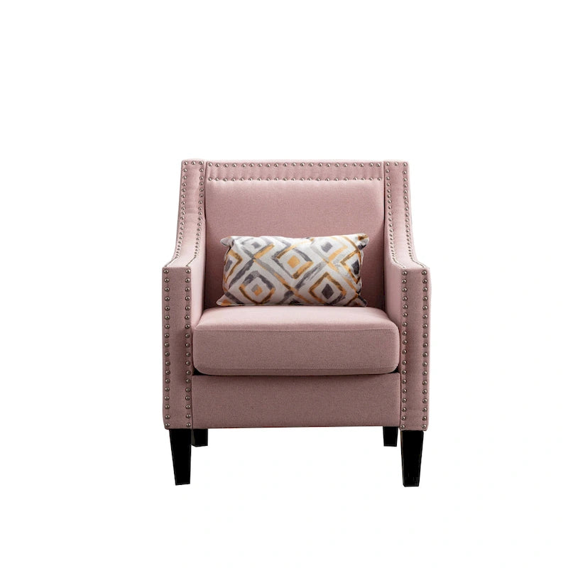 Sillón de tela de lino con detalles de tachuelas y patas de madera maciza