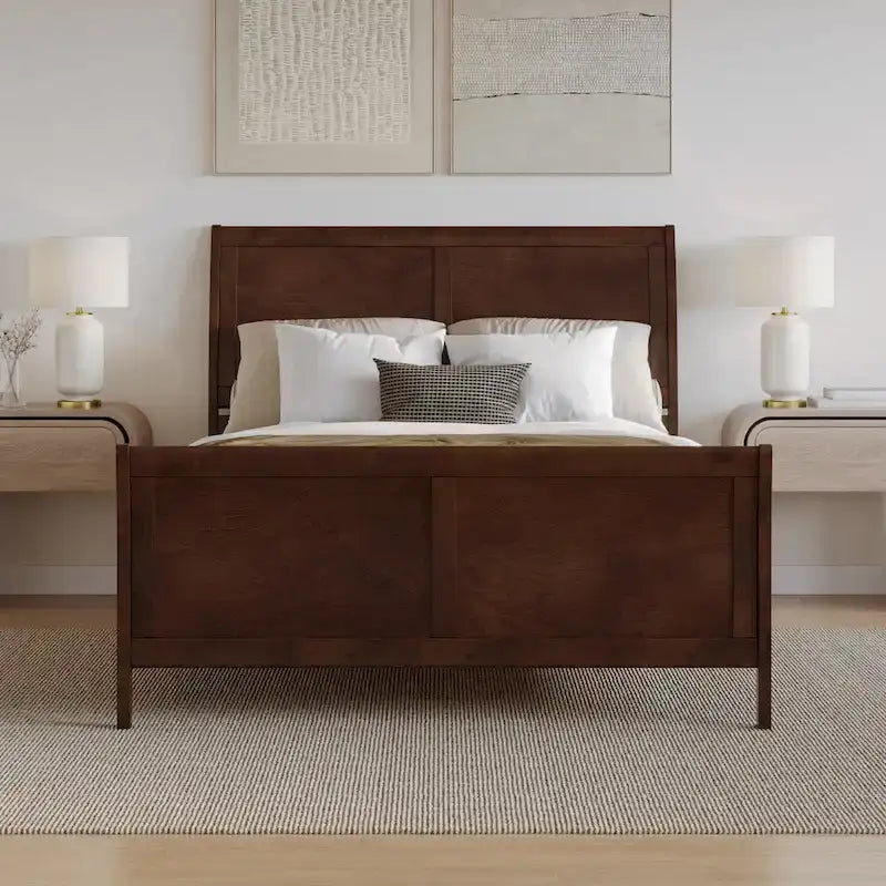 Cama de plataforma de perfil bajo de madera maciza Portland con piecera a juego