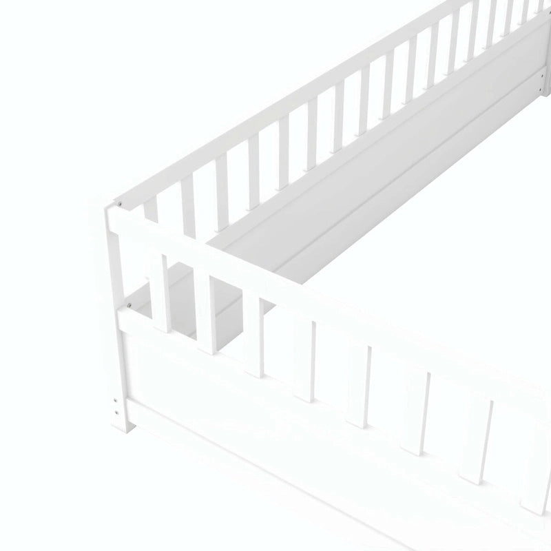 Cama de piso de madera de pino para niños con estructura de cerca
