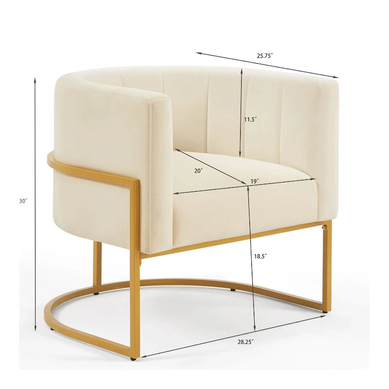 Sillón de terciopelo con base de metal y respaldo curvo