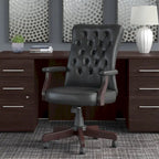 Sillón de oficina Arden Lane con respaldo alto, capitoné y brazos