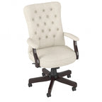Sillón de oficina Arden Lane con respaldo alto, capitoné y brazos