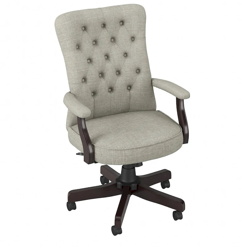 Sillón de oficina Arden Lane con respaldo alto, capitoné y brazos