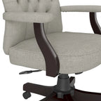 Sillón de oficina Arden Lane con respaldo alto, capitoné y brazos